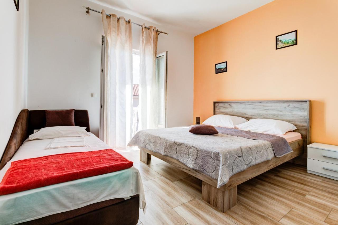 Villa Savovic Petrovac Exterior photo